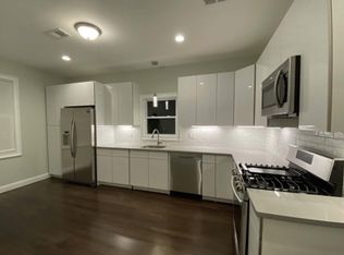 65 Washington St, Harrison, NJ 07029