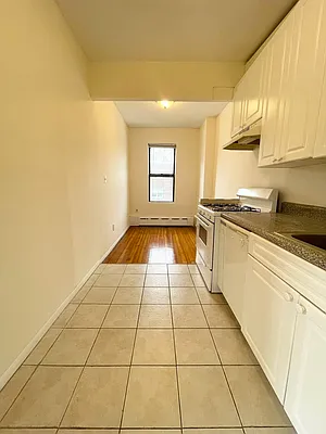 Rented by Compass | media 19