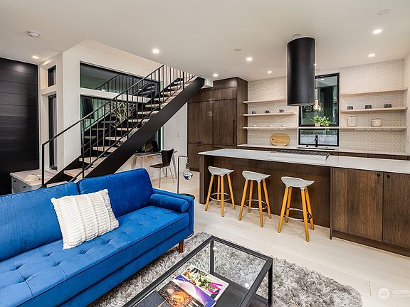 5th image of 8054 Brooklyn Avenue NE #B