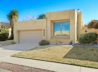 7932 Woodridge Dr NE, Albuquerque, NM 87109