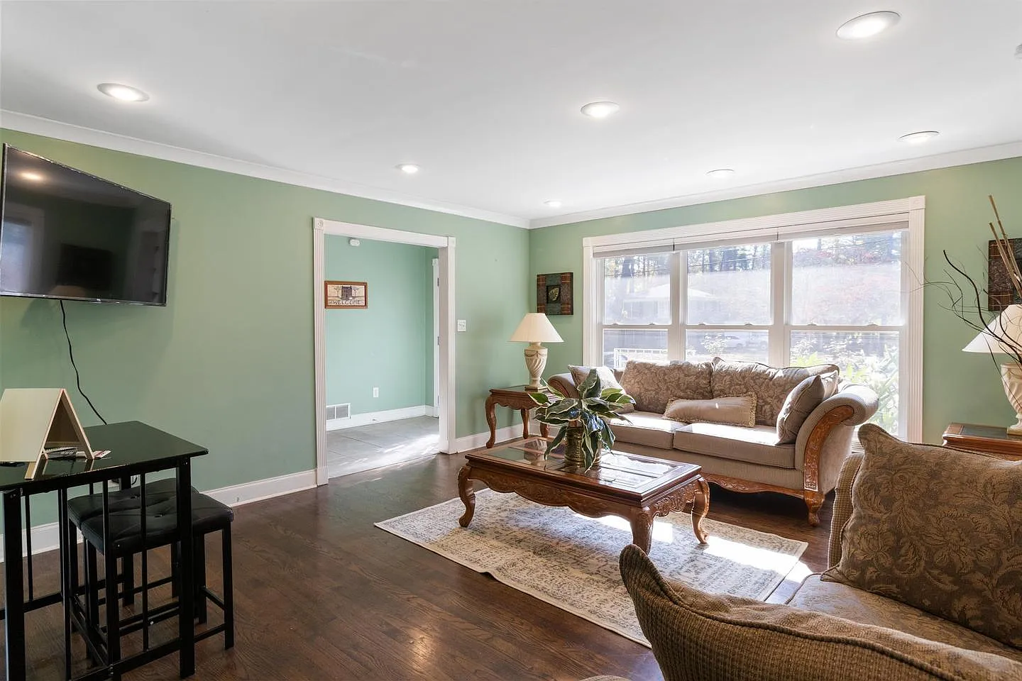 Serene Southwest Atlanta Escape with Room to Grow — Photo 3