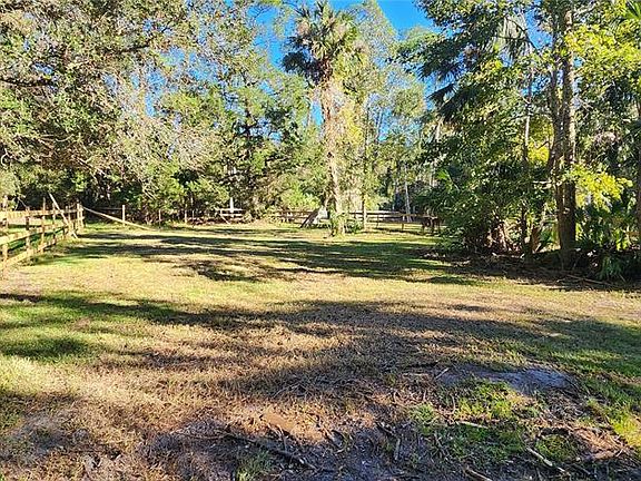 4th image of 680 E Black Point Rd