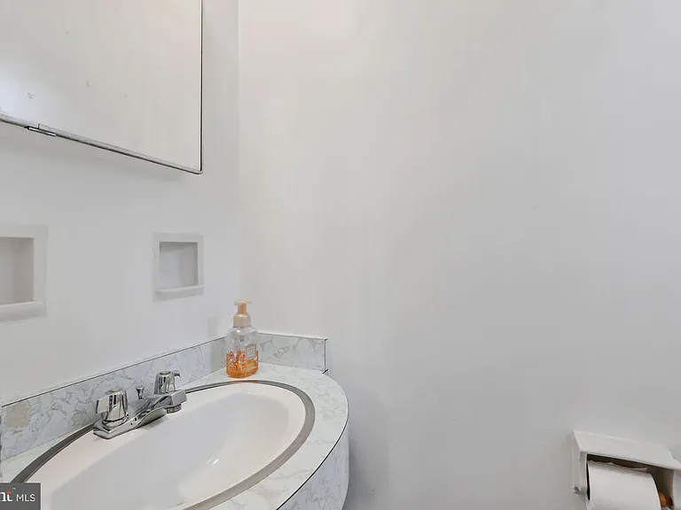 3273 Worthington St NW — Photo 17