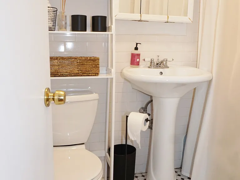 1086 Commonwealth Ave #501 — Photo 11