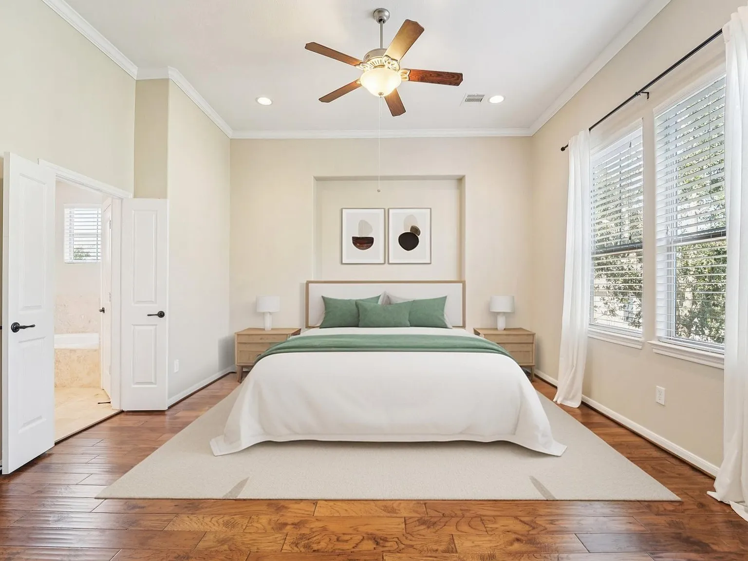 3 bed, 3.5 bath, 2073 sqft, $3,300 — Photo 2