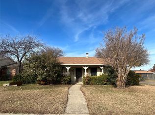 5016 Walker Dr, The Colony, TX 75056