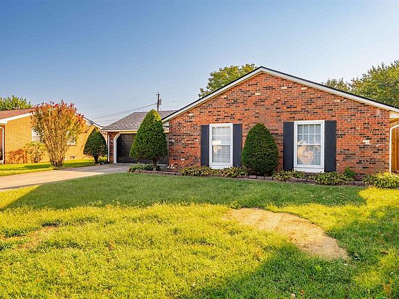2nd image of 2515 Baylor Pl