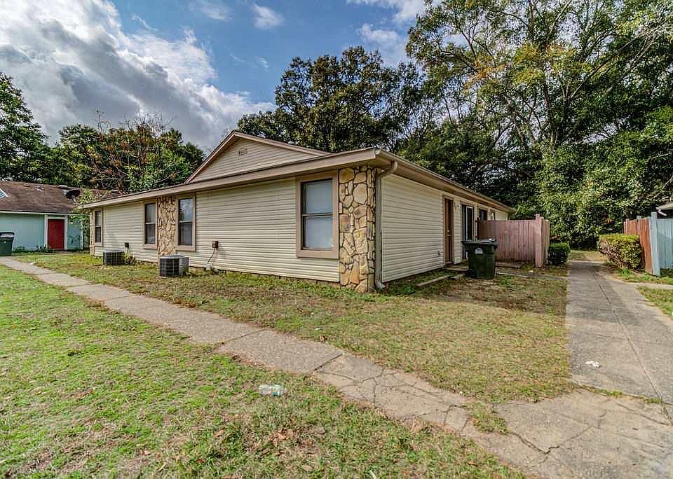 1st image of 6823 Tiki Ln