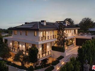 721 N Bonhill Rd, Los Angeles, CA 90049