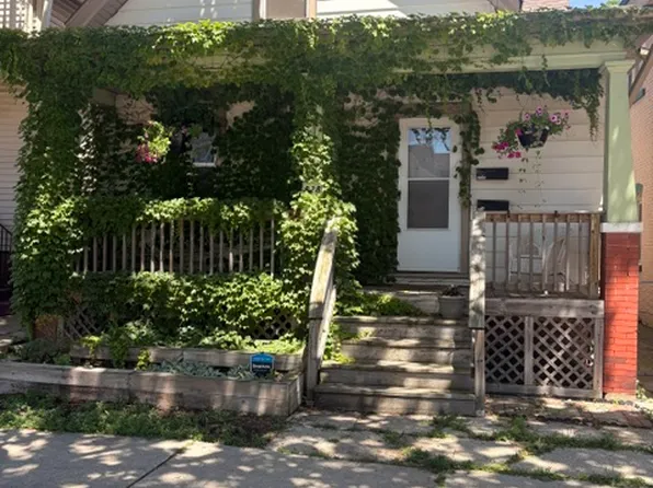 828 E Wright St #2, Milwaukee, WI 53212