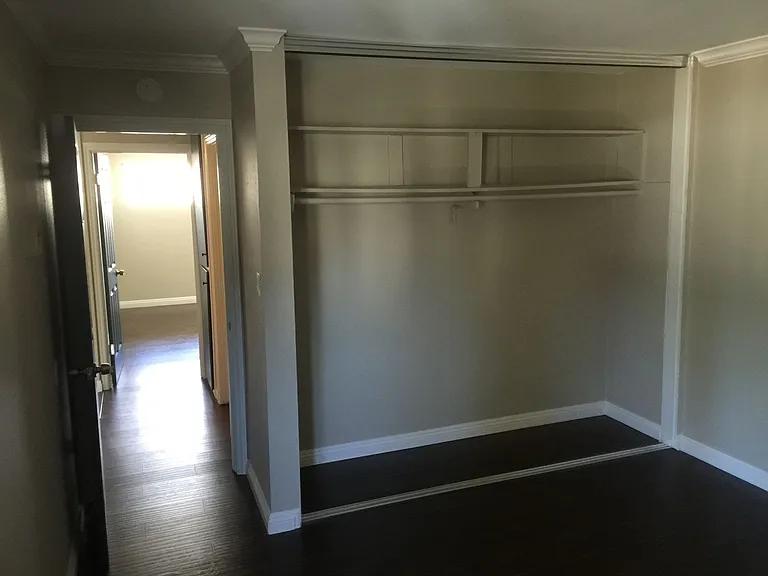 25822-25828 Walnut St — Photo 10