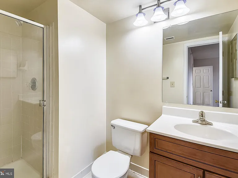 610 N West St #305 — Photo 14