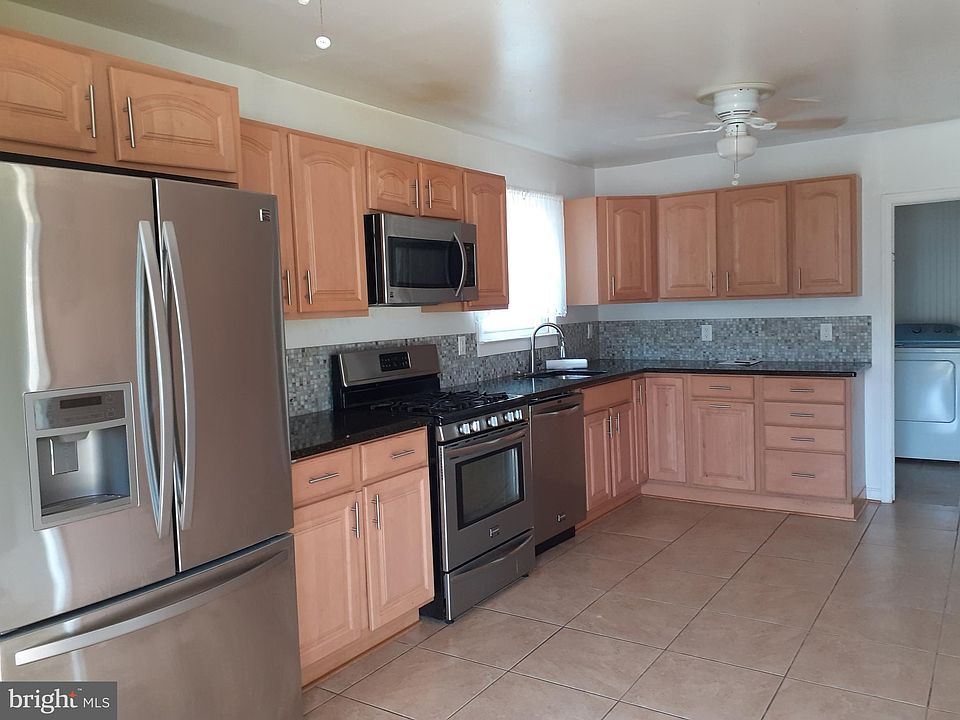 2nd image of 16 Brookview Ave