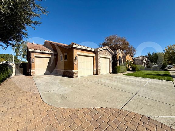 5th image of 20160 E Stonecrest Dr