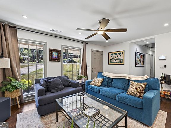 5th image of 2670 Kelly Lake Ct