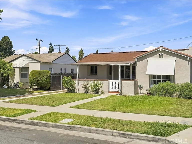 5915 Morrill Ave — Photo 3