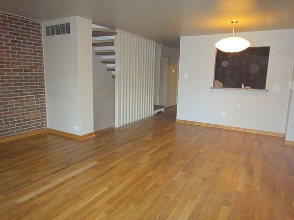2nd image of 2254 N Bissell St