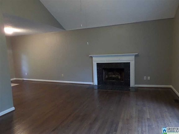 3rd image of 2521 Vera Cruz Dr