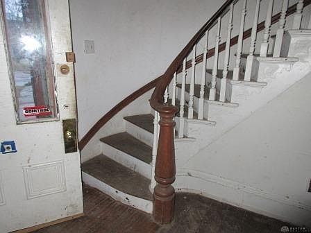 3rd image of 326 Miami St