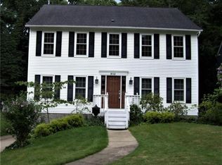 602 Palisades Dr, Akron, OH 44303