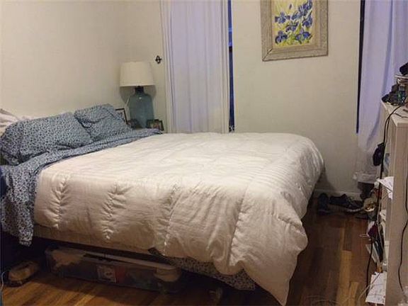 2nd image of 149 Avenue C Frnt 1