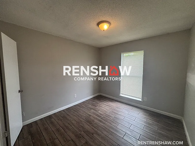 3718 Canary Cv W — Photo 5