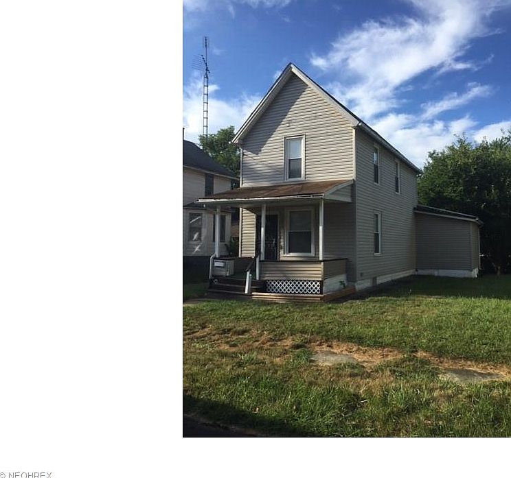 2nd image of 1738 5th St SE