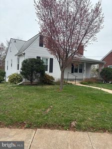 16 Kemper Ave, Westminster, MD, 21157