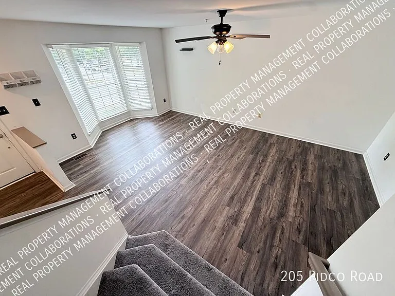 205 Pidco Rd — Photo 9
