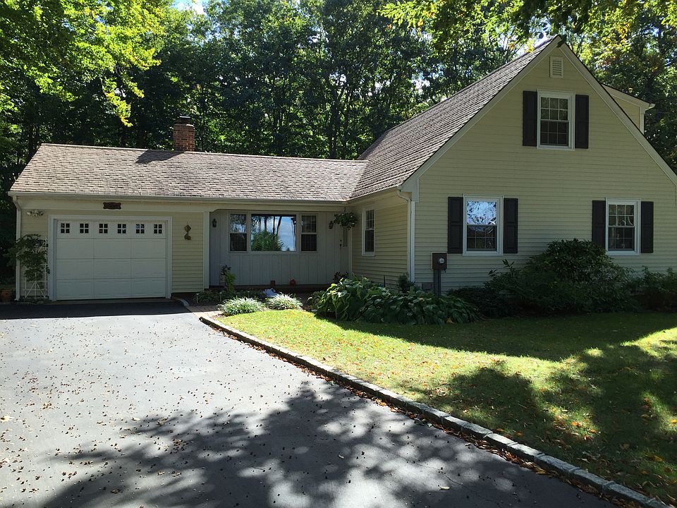 1st image of 350 Matthews Ln