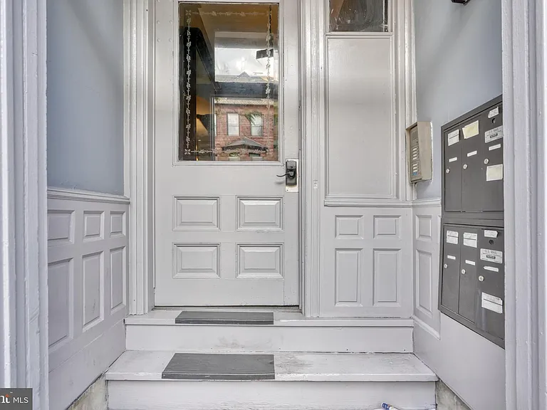 1208 N Calvert St #5 — Photo 4