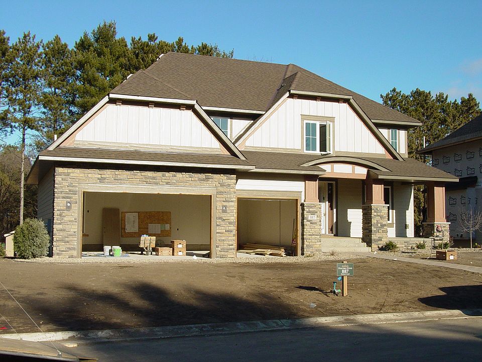 1st image of 10404 Vermillion Cir NE