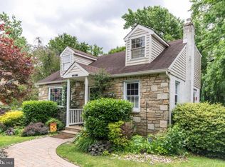 1054 Lukens St, Philadelphia, PA 19116