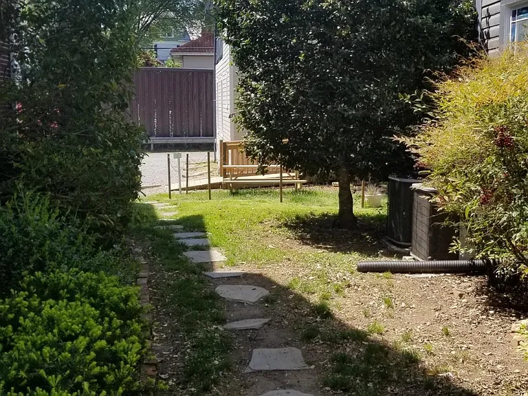 444 Elm Ave SW — Photo 25