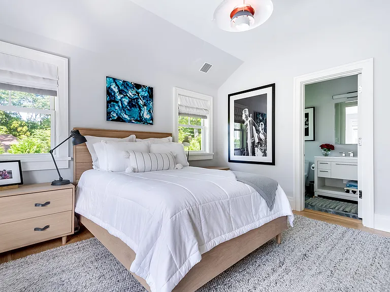 204 Cove Hollow Rd — Photo 12