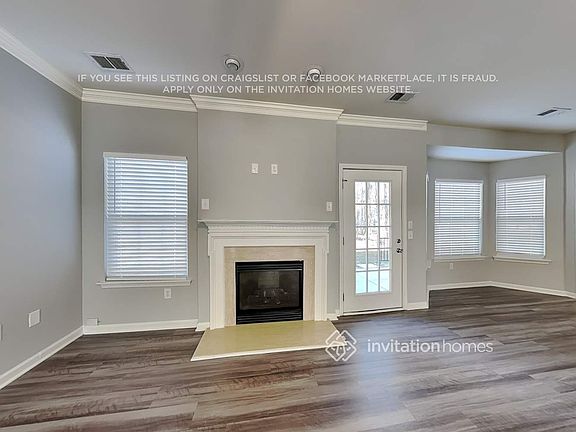 5th image of 14643 Eastgrove Dr