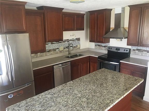 2nd image of 5925 Deerwood Ct