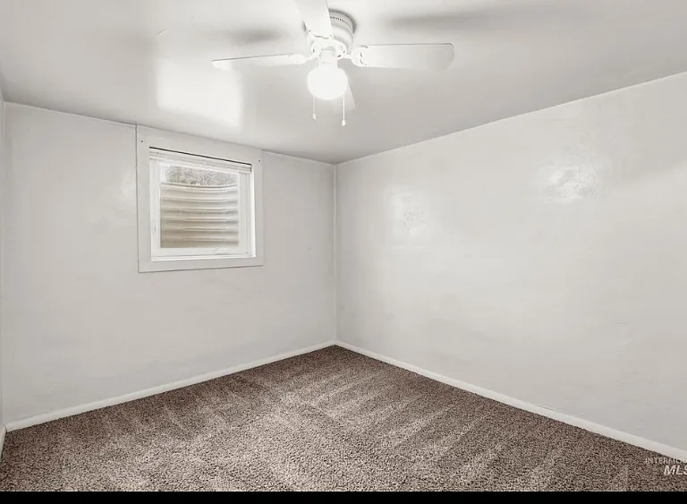 303 W Hazel St #303 — Photo 8