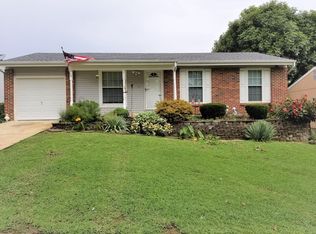2794 Vineyard Dr, Arnold, MO 63010