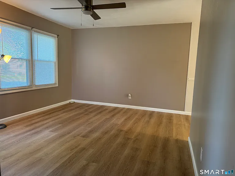 5 Webster Dr — Photo 5