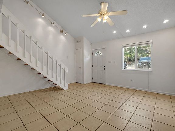 4th image of 2471 Talco Hills Dr APT C