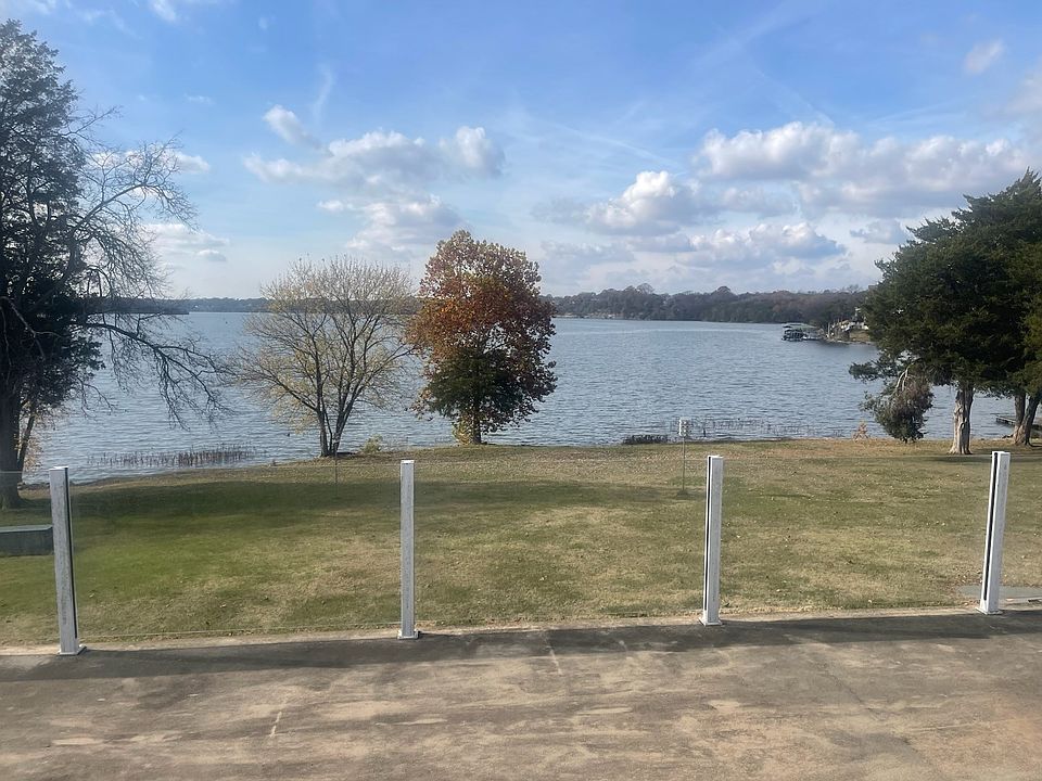 2nd image of 1006 Forest Harbor Ct