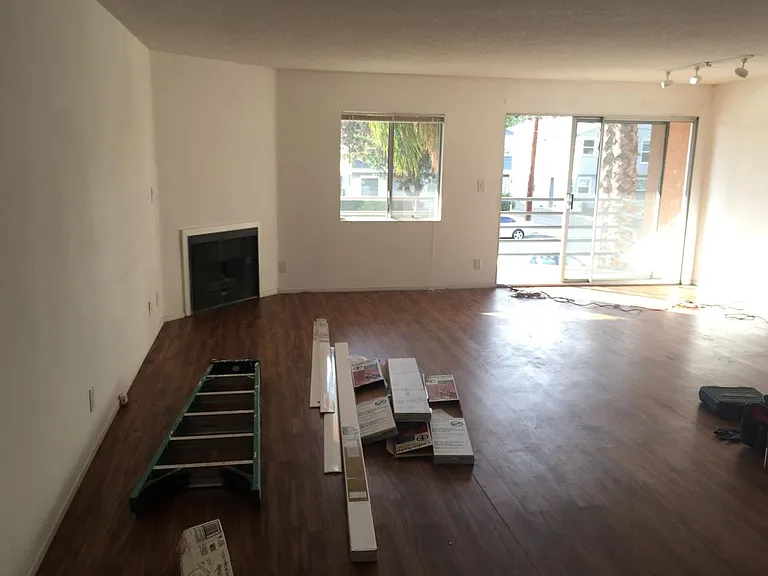 5320 Whitsett Ave #8 — Photo 55