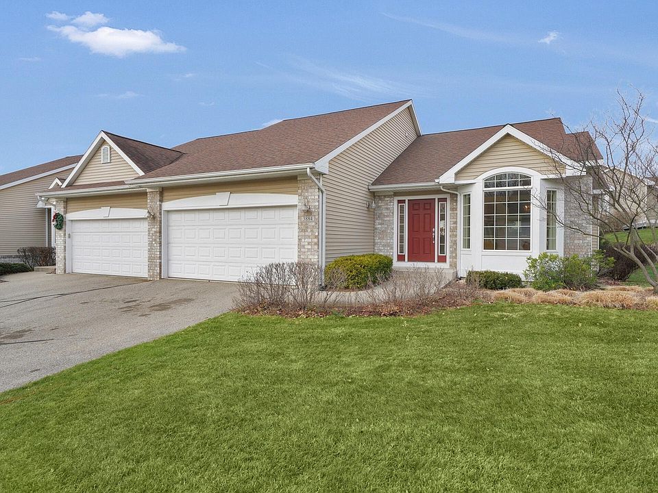 1st image of 3884 Pemberton Dr SE #49