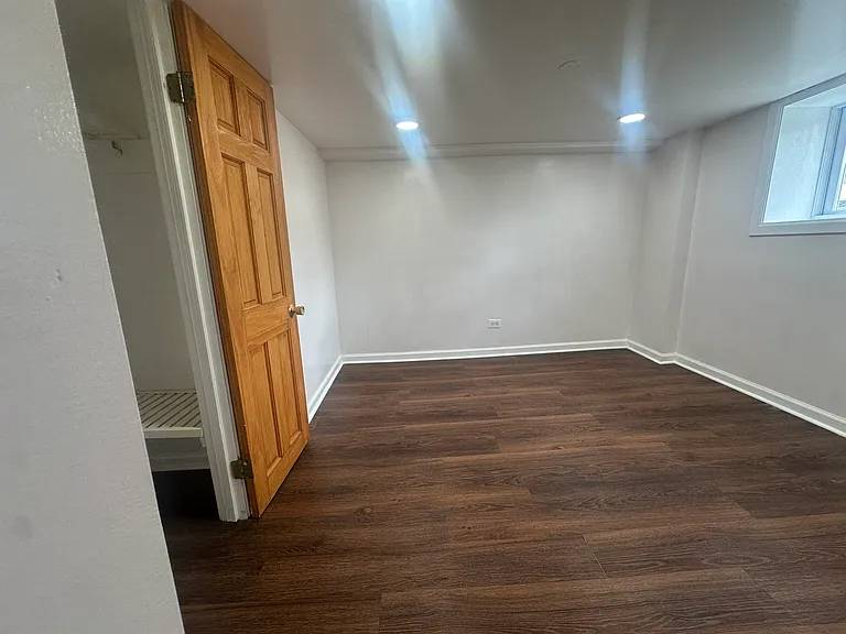 5719 W Giddings St — Photo 13