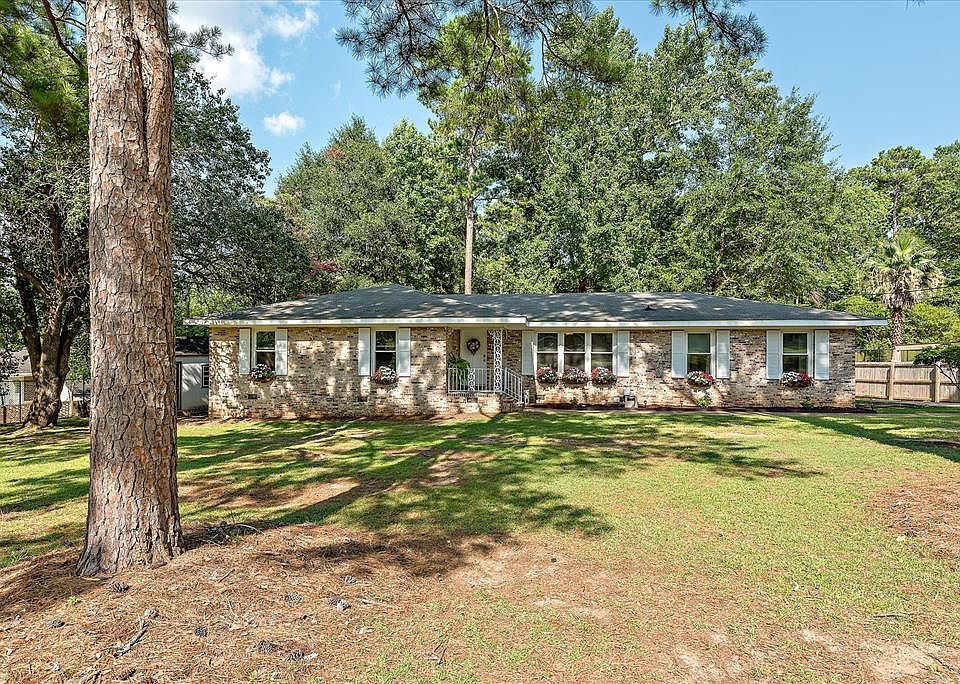 1st image of 1904 Northside Dr