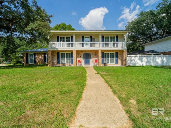 1213 Westbury Dr, Mobile, AL 36609
