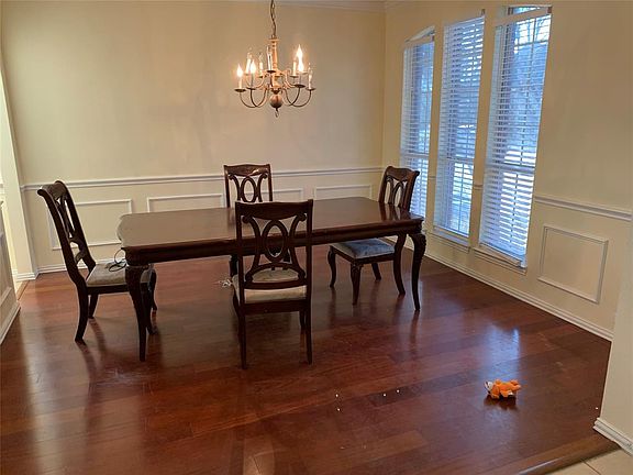 3rd image of 2253 White Rock Ln
