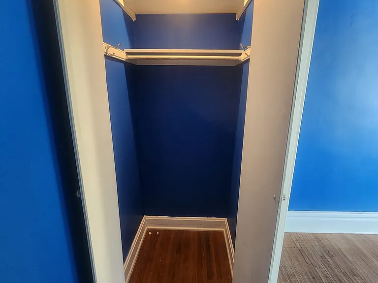 1719 Farnam St #2 — Photo 6