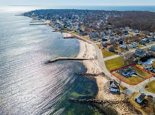 27 Attawan Ave, Niantic, CT 06357